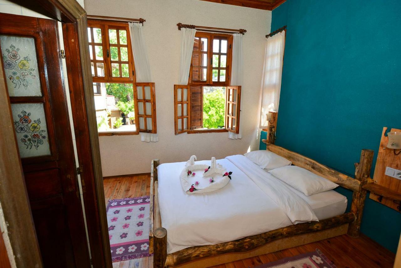 Otel Wood House Antalya Exteriör bild